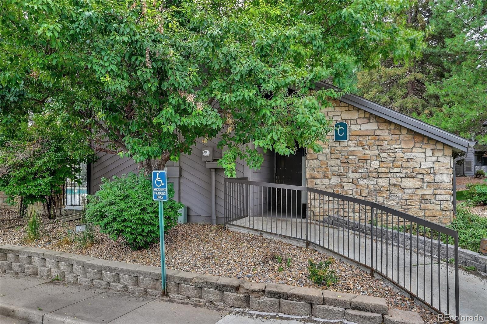 2575 S Syracuse Way #A305 Denver, CO 80231