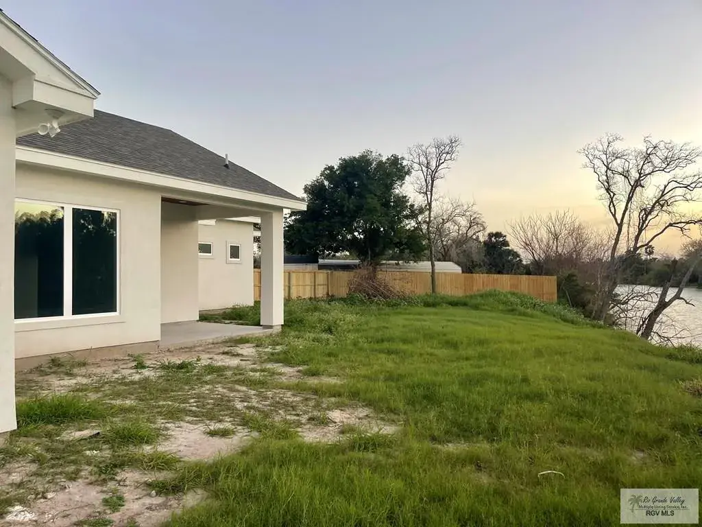 4517 Daybreak Dr Brownsville, TX 78521