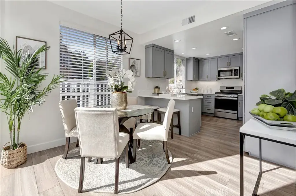 22 Paseo Primero Rancho Santa Margarita, CA 92688