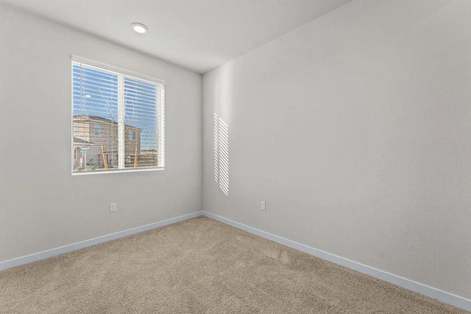 8096 Moongate Way Roseville, CA 95747