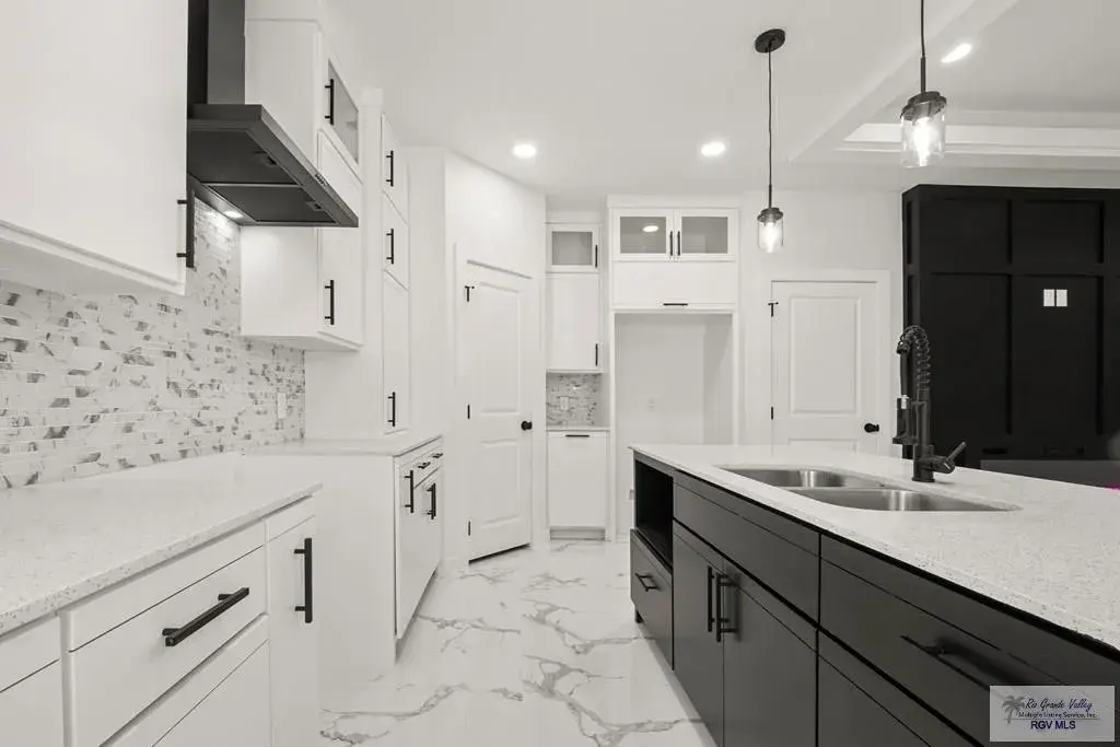 6066 Dakota Rose Cir Brownsville, TX 78521