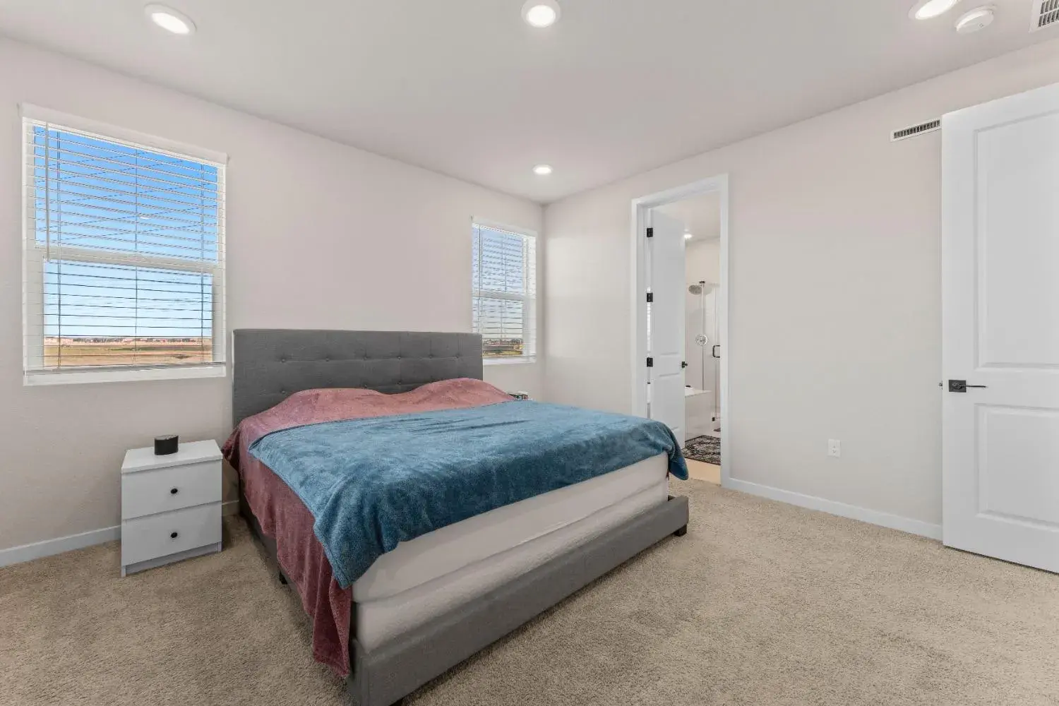 8096 Moongate Way Roseville, CA 95747