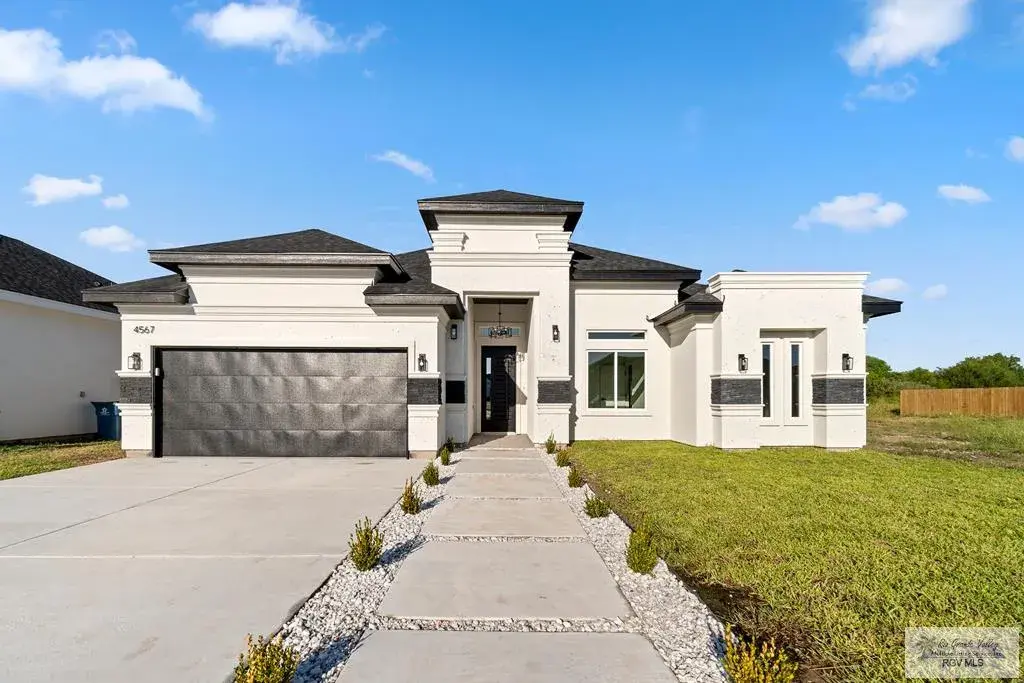 4567 River Oak Cir Brownsville, TX 78520