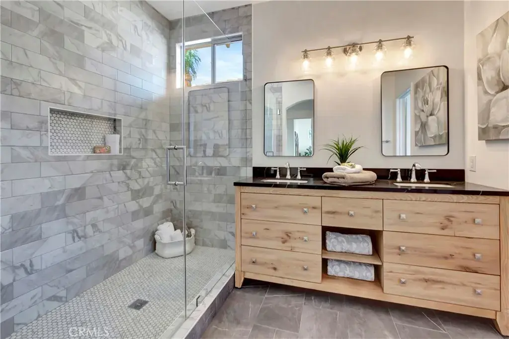 22 Paseo Primero Rancho Santa Margarita, CA 92688