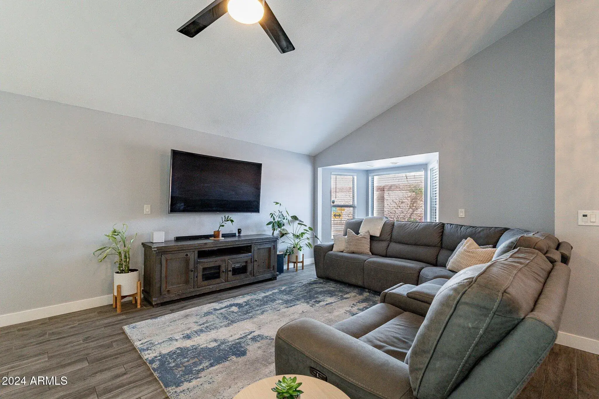 1830 N 87th Ter Scottsdale, AZ 85257