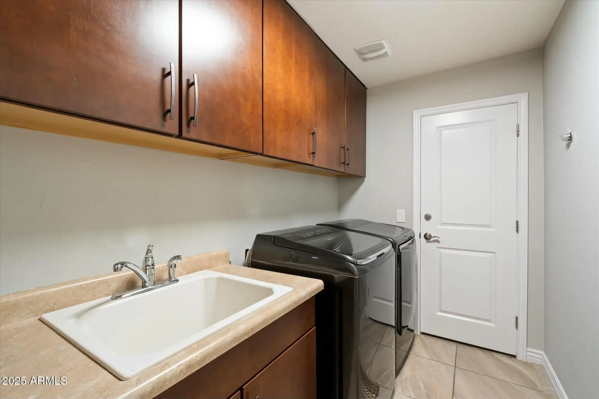 17773 N 77th Way Scottsdale, AZ 85255