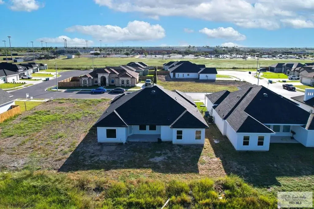 4567 River Oak Cir Brownsville, TX 78520