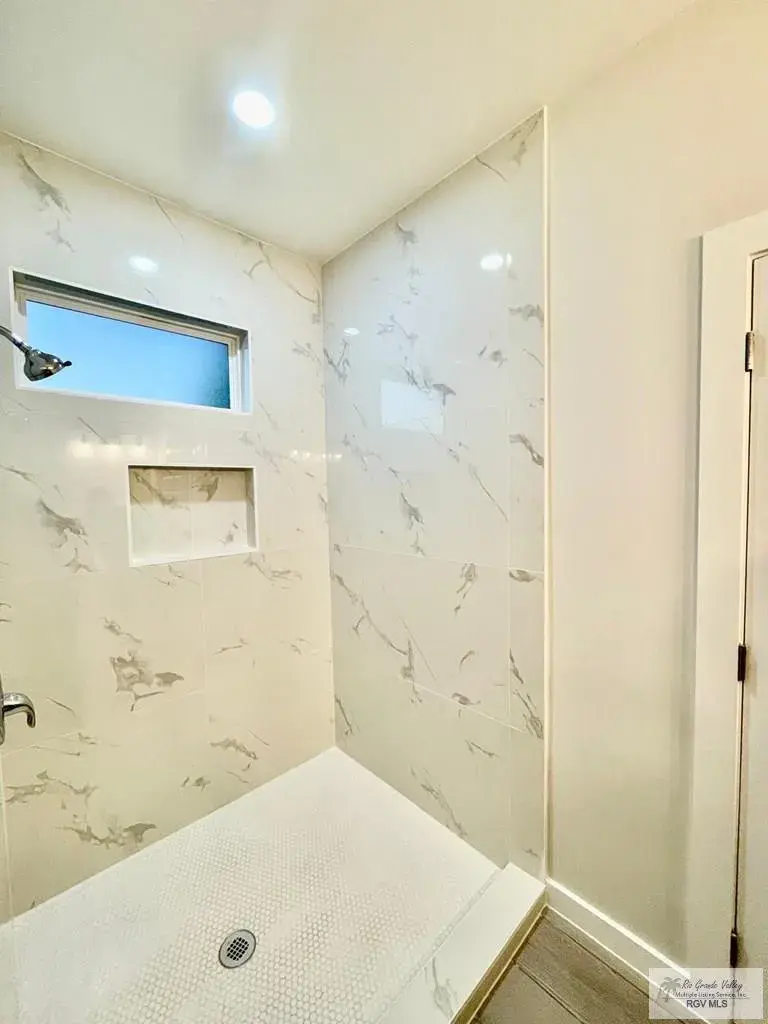 4517 Daybreak Dr Brownsville, TX 78521