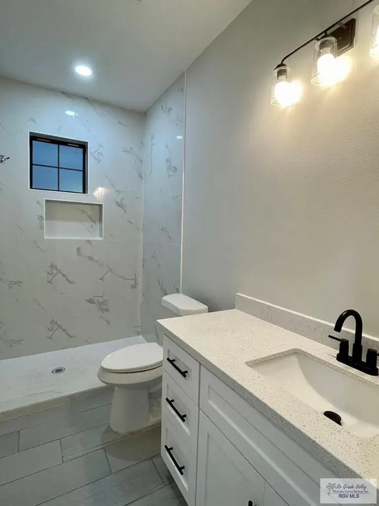 4517 Daybreak Dr Brownsville, TX 78521