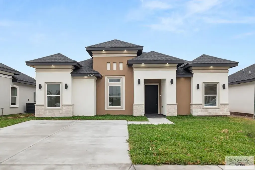 4567 River Oak Cir Brownsville, TX 78520