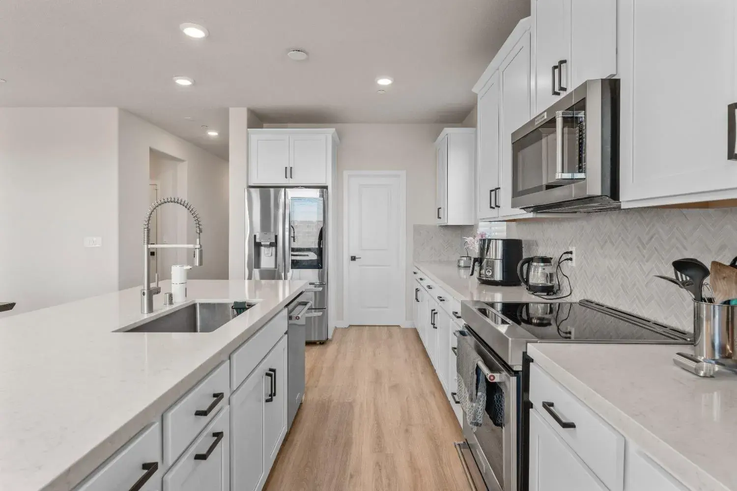 8096 Moongate Way Roseville, CA 95747