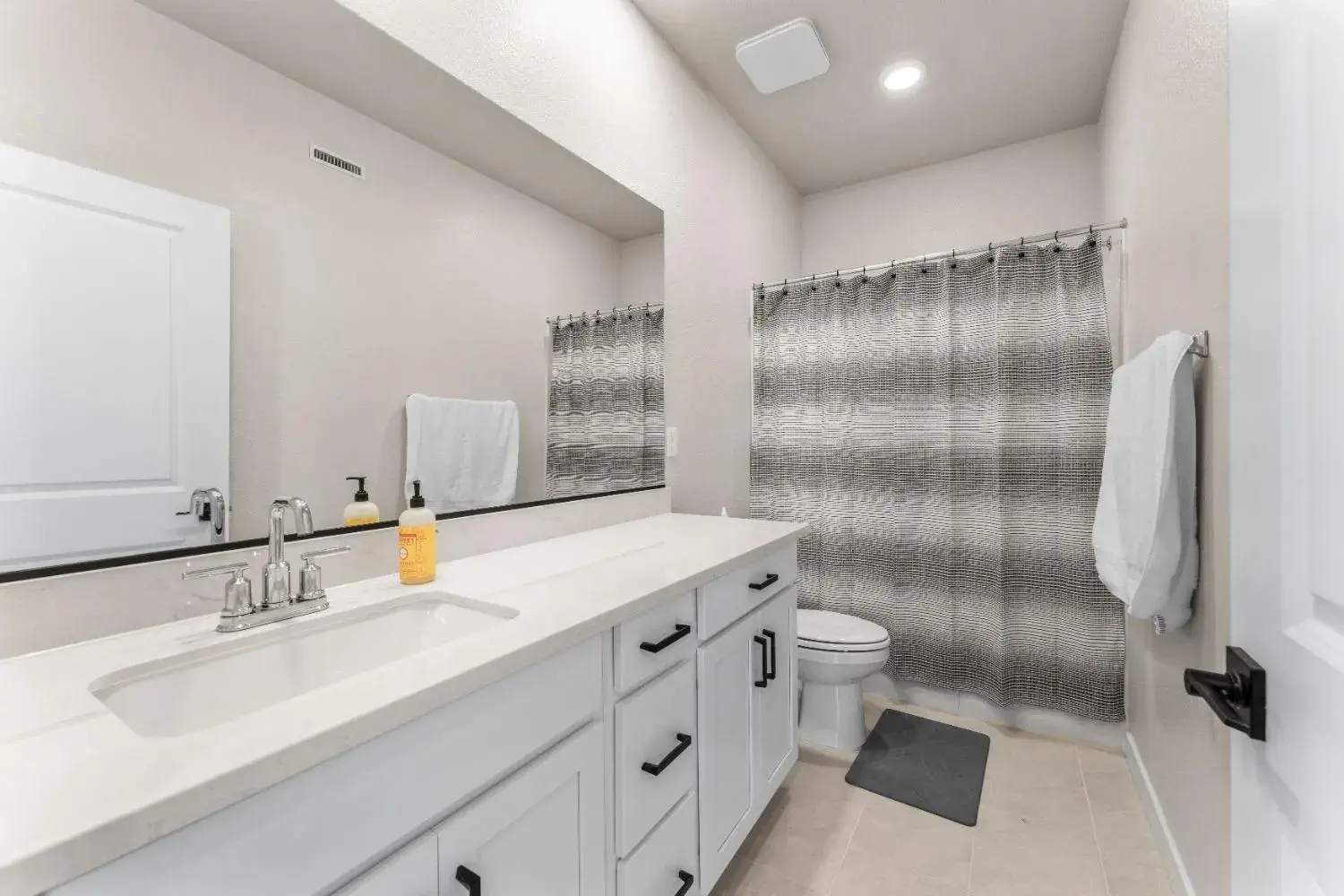 8096 Moongate Way Roseville, CA 95747