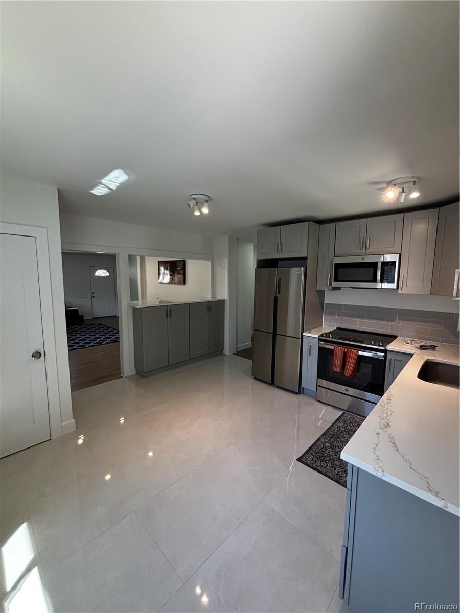 3242 N Albion Street Denver, CO 80207