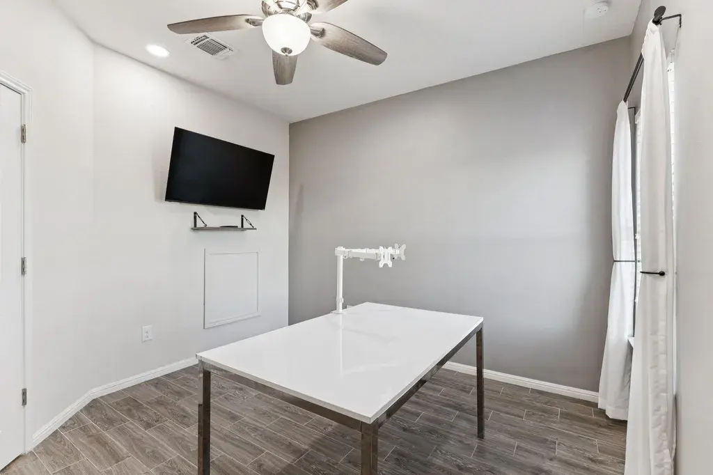 7808 Glover Dr Austin, TX 78744