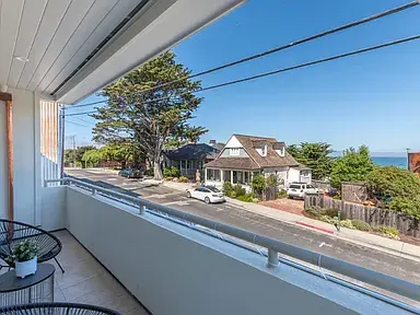 457 Wave St #1 Monterey, CA 93940