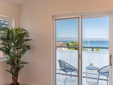 457 Wave St #1 Monterey, CA 93940
