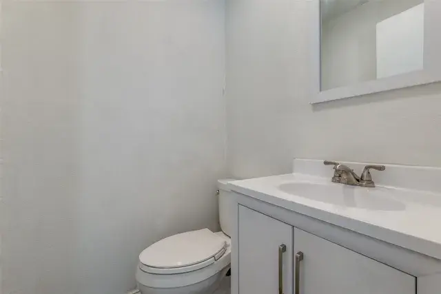 13223 Southview Ln Dallas, TX 75240