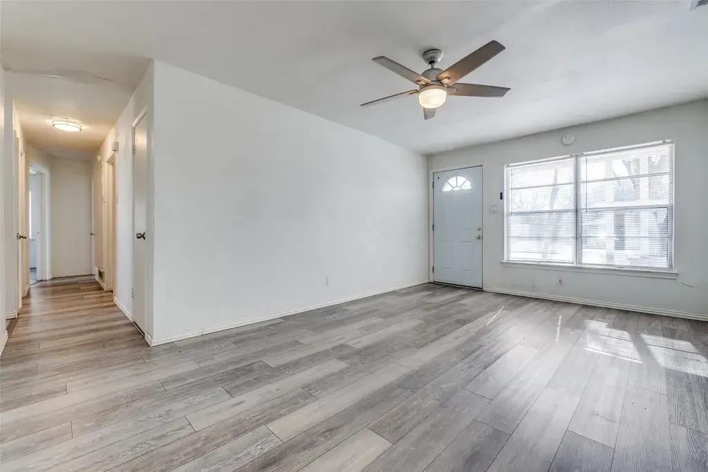 13223 Southview Ln Dallas, TX 75240