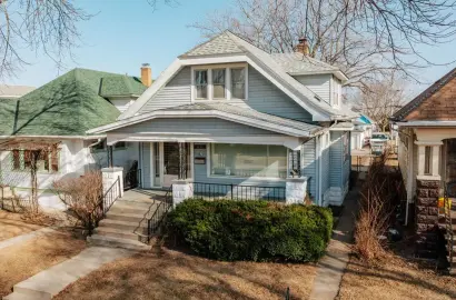 3432 South 15th STREET Milwaukee, WI 53215