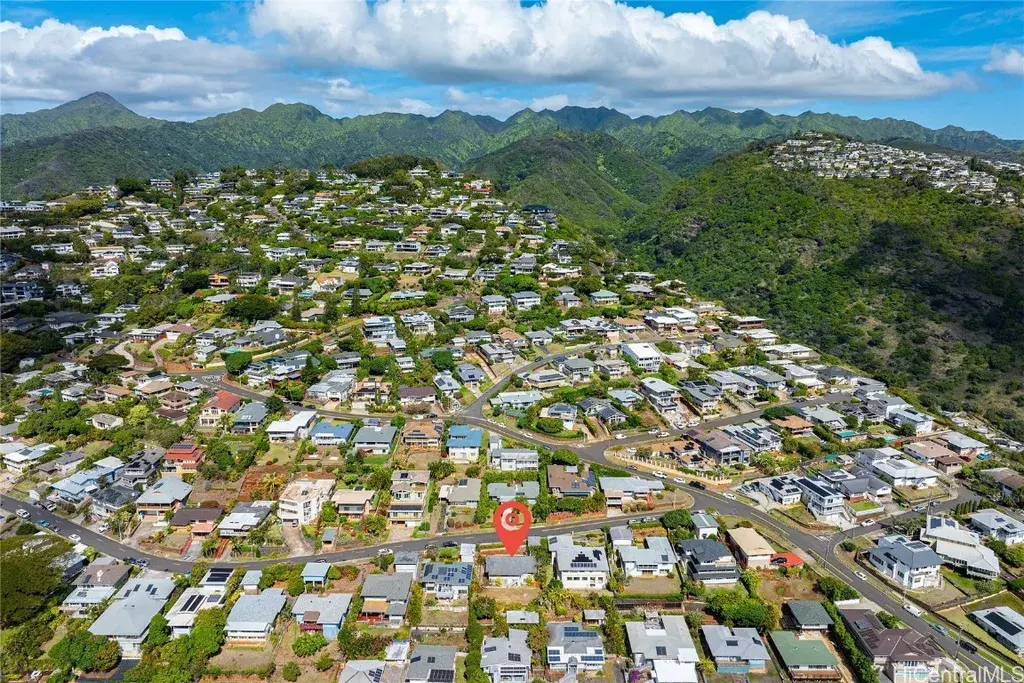 3847 Mariposa Dr Honolulu, HI 96816