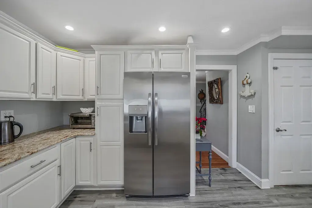 134 Lincoln Avenue Brentwood, NY 11717