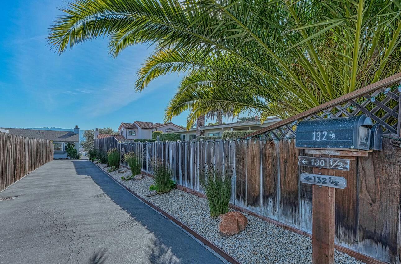 130 1/2 Dunecrest Ave Monterey CA 93940