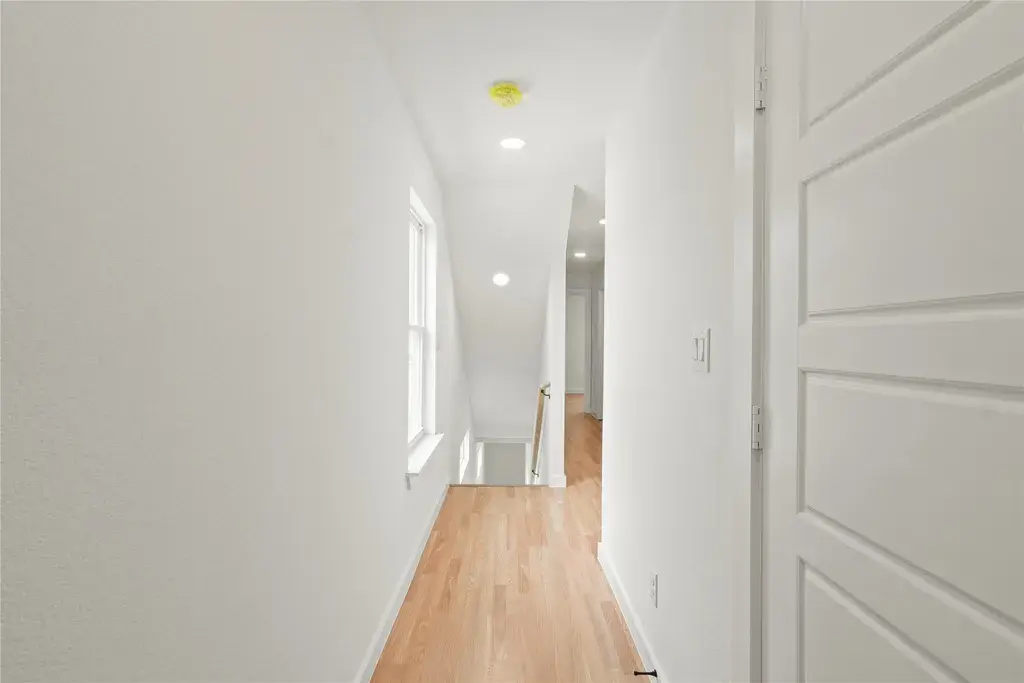 2321 Budd St Dallas, TX 75215