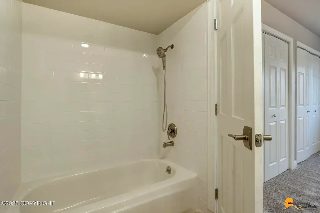 8500 Crystal St Anchorage, AK 99502