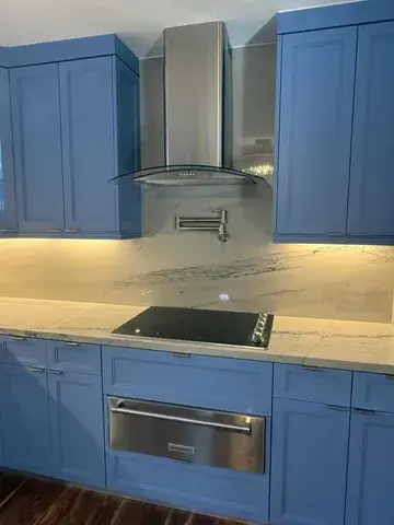 2802 Crystal Ct Miami, FL 33133