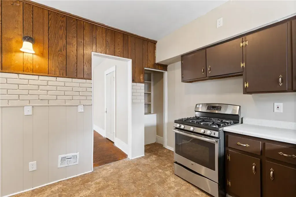 115-117 Electric Ave #115 Rochester, NY 14613