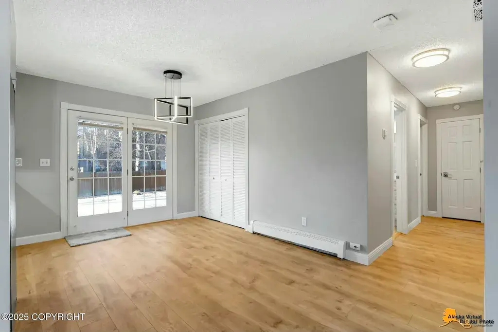 8500 Crystal St Anchorage, AK 99502