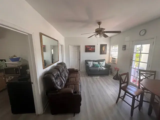 1627 SW 19th Ter Miami, FL 33145