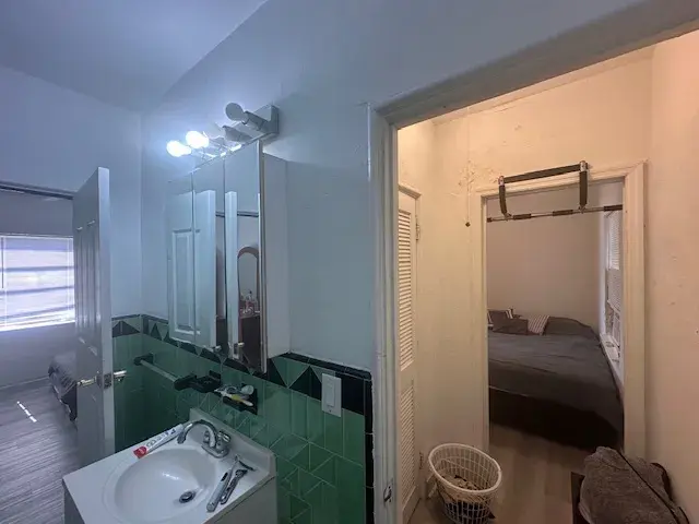 1627 SW 19th Ter Miami, FL 33145