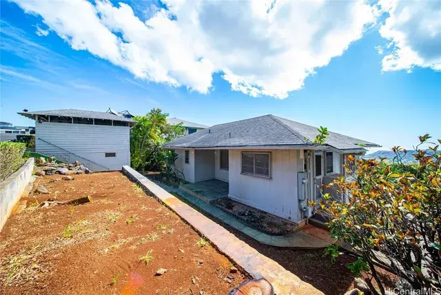 3847 Mariposa Dr Honolulu, HI 96816