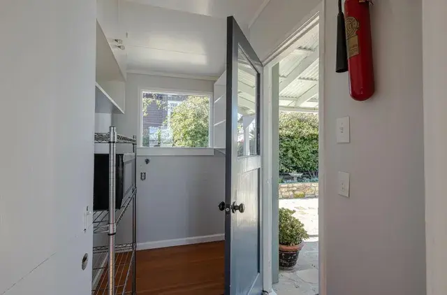 901 W Franklin St Monterey, CA 93940