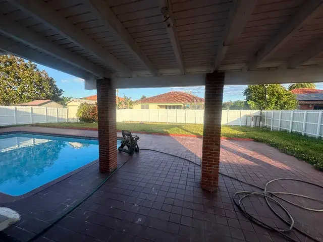 20331 SW 130th Ct Miami, FL 33177