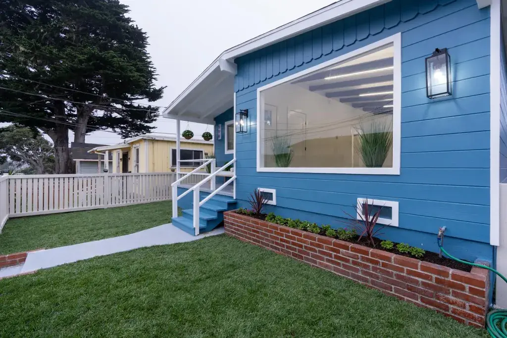 999 Belden St Monterey, CA 93940