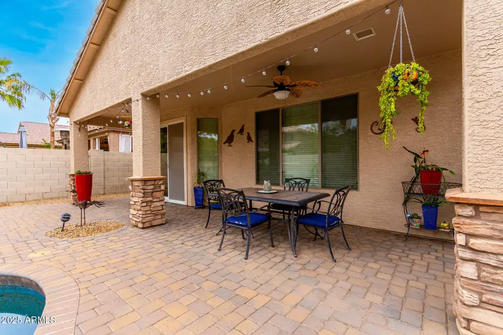 5948 W Leiber Pl Glendale, AZ 85310