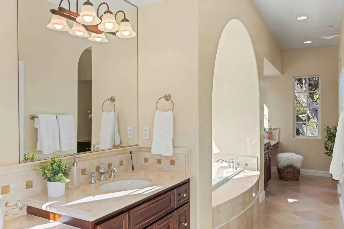 102 Mirasol CT Monterey CA 93940