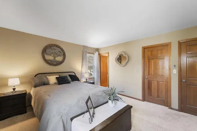 2816 Apache PASS Waukesha, WI 53188