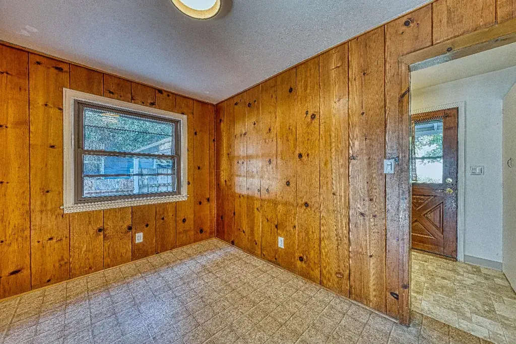 257 Edinburgh Ave Monterey, CA 93940