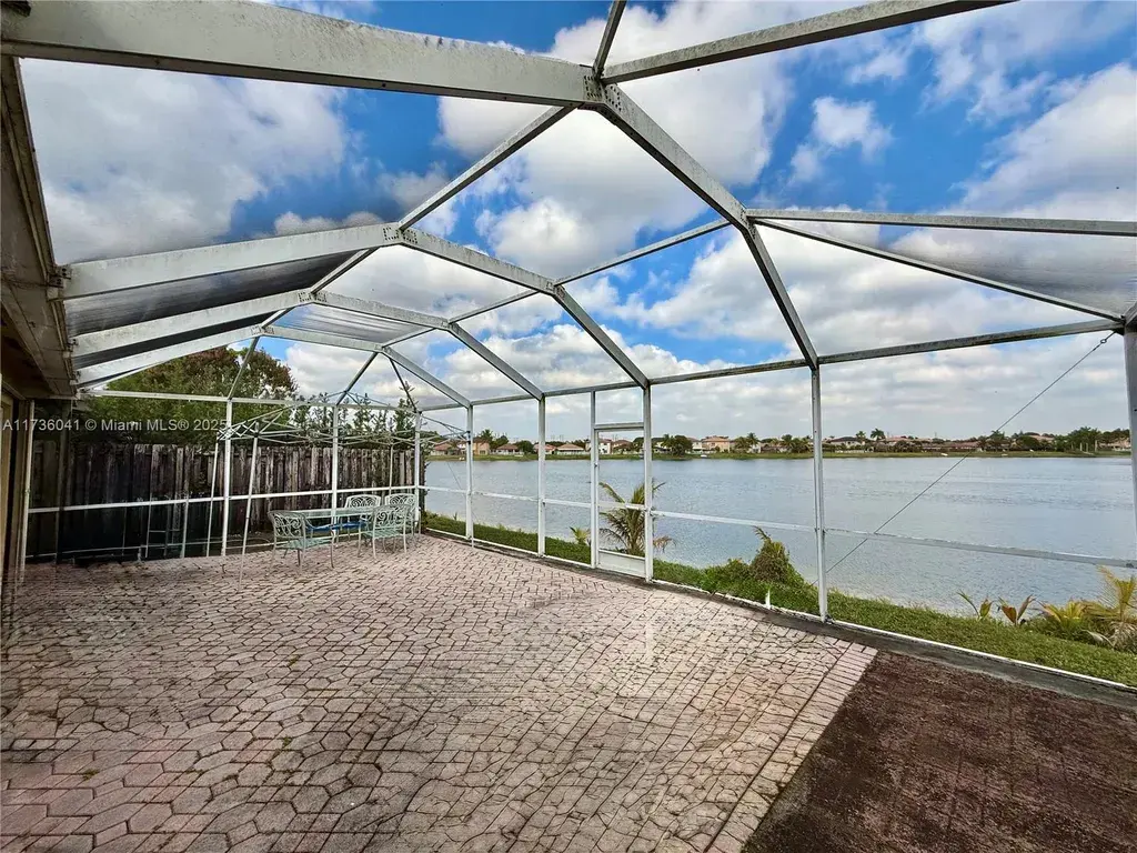 12279 SW 140th St Miami, FL 33186