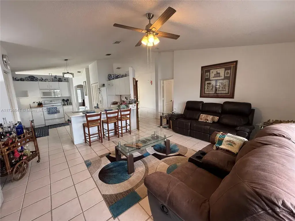 12279 SW 140th St Miami, FL 33186