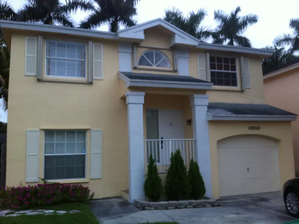 10060 SW 117th Ct Miami, FL 33186