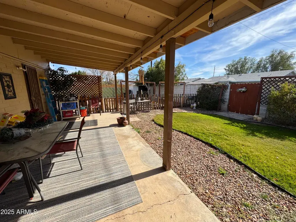 3341 W Windrose Dr Phoenix, AZ 85029