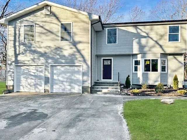 119 Noble Street Brentwood, NY 11717