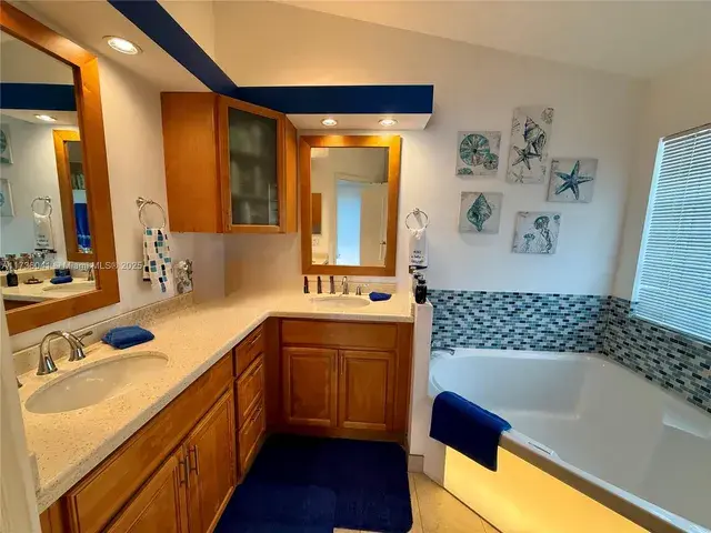 12279 SW 140th St Miami, FL 33186