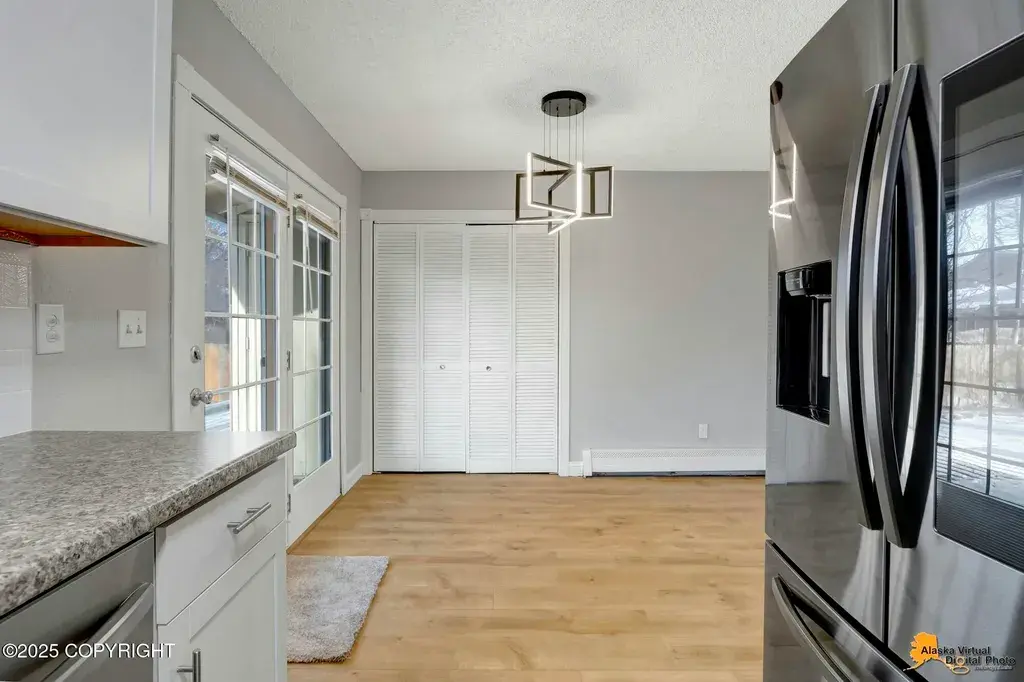 8500 Crystal St Anchorage, AK 99502