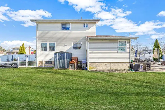 134 Lincoln Avenue Brentwood, NY 11717