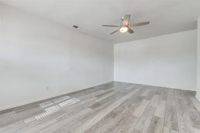 13223 Southview Ln Dallas, TX 75240